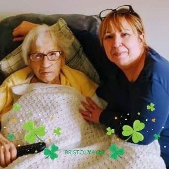 Meet your Posher, Louise - Picture 1 of 1